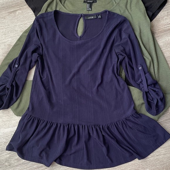 6 item bundle size small/medium - Picture 5 of 8